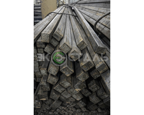 Инструментальный квадрат 120 мм 7х3