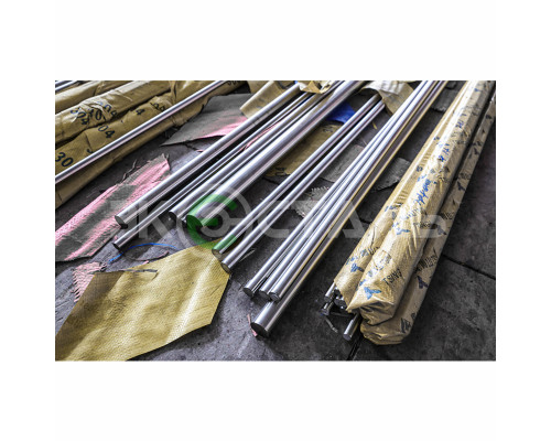 Круг нержавеющий 330 мм 12х18н10т