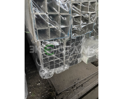 Труба нержавеющая 50х50х3 мм aisi 304 (08х18н10) электросварная матовая