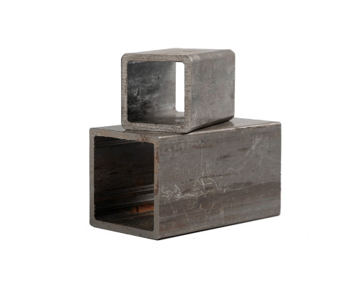 Труба профильная низколегированная 09Г2С 100х100х3 квадратная