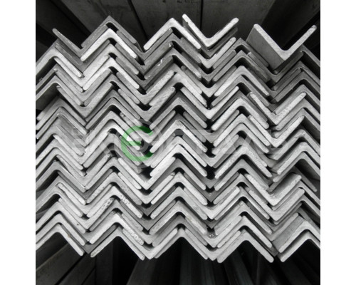 Оцинкованный уголок 100х100х8 мм