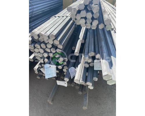 Шестигранник горячекатаный 19 мм ст45