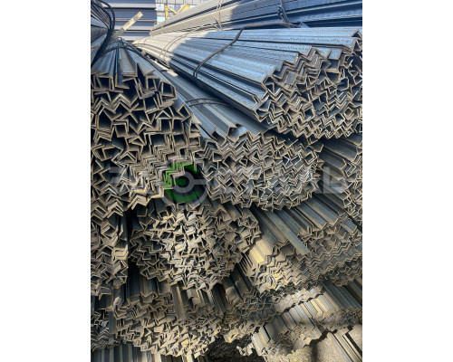 Уголок металлический 100х100х4 09Г2С горячекатаный